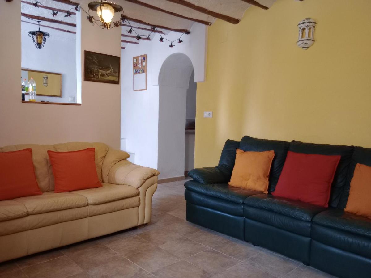 Casa En La Plaza, Hinojares - Ideal For Exploring The Area Ngoại thất bức ảnh